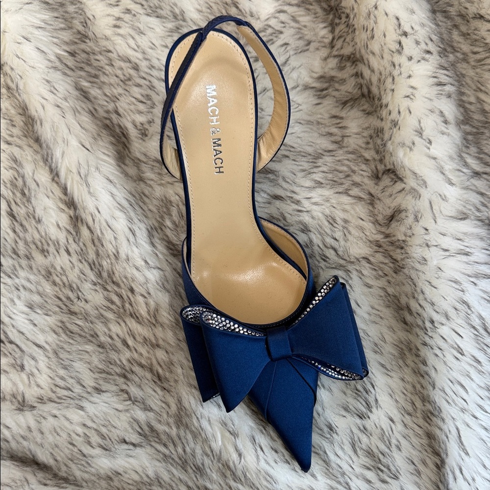 MACH & MACH Navy Bow Embellished 2 inch Heels